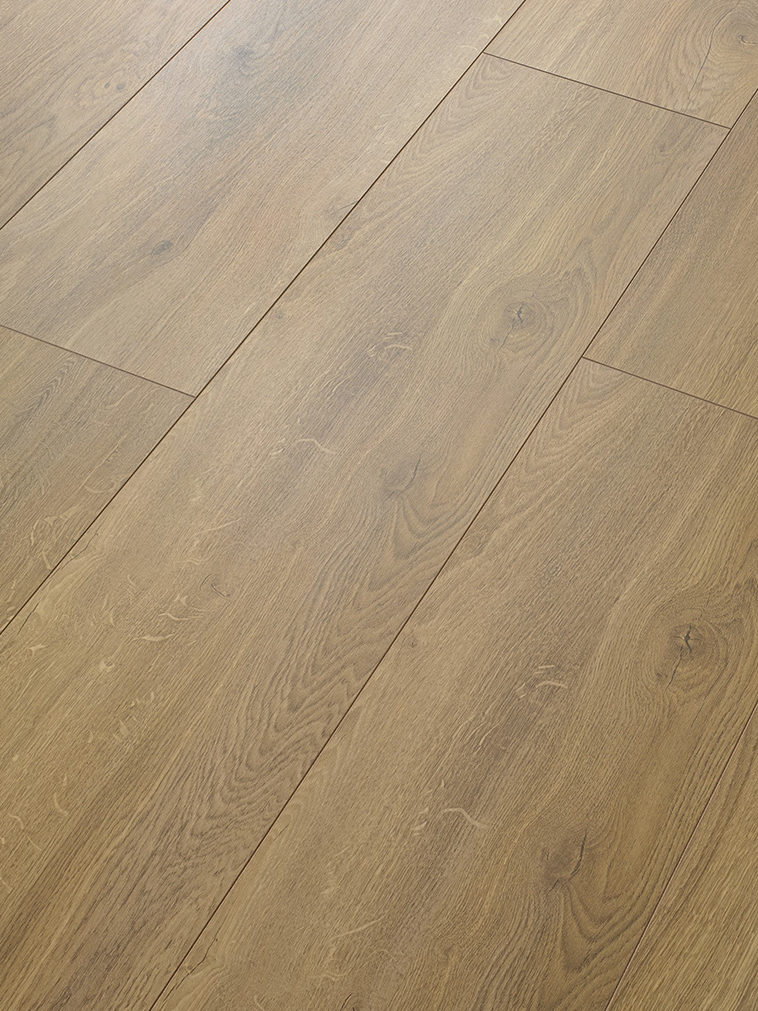 DELTAFLOOR OVERSIZE - ROBLE MAHON - D782