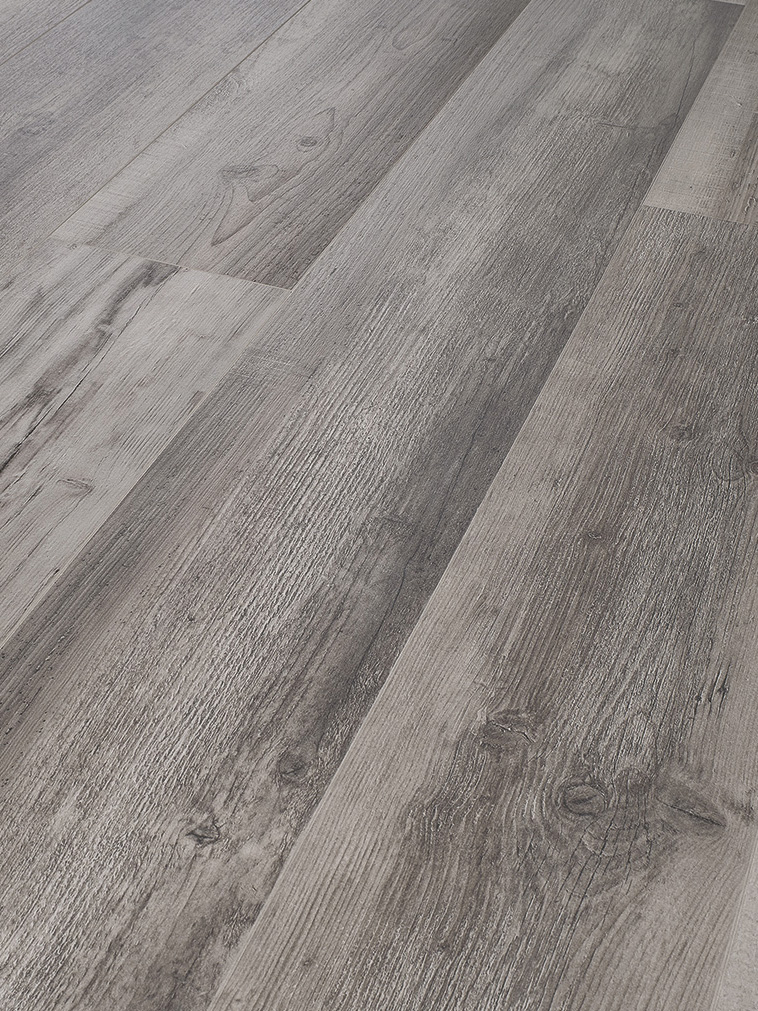 DELTAFLOOR OVERSIZE - ROBLE MAHON - D782